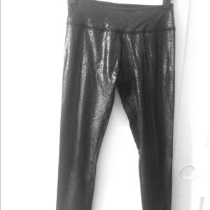 Beyond Yoga Shimmer Leggings